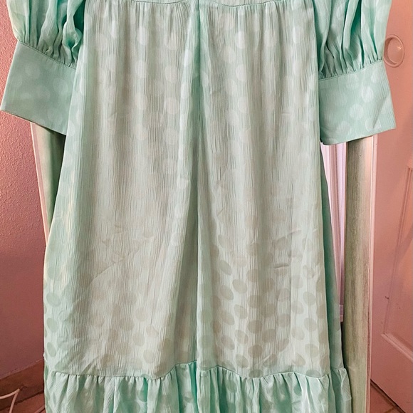 🌺🌺PatBO Satin Jacquard Dot Belted
Plunge Neck Midi Dress Aqua Mint🌺🌺 - Picture 8 of 8
